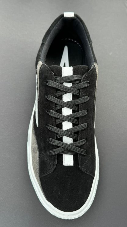 Gripper - Suede Black/White